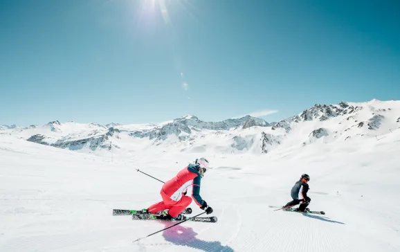 piste skiing tignes france credit andyparant